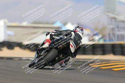 media/Oct-08-2022-SoCal Trackdays (Sat) [[1fc3beec89]]/Turn 16 (125pm)/